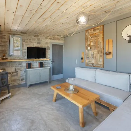 Casa de Férias Vitamine Sea House - Island Living Paros Parasporos