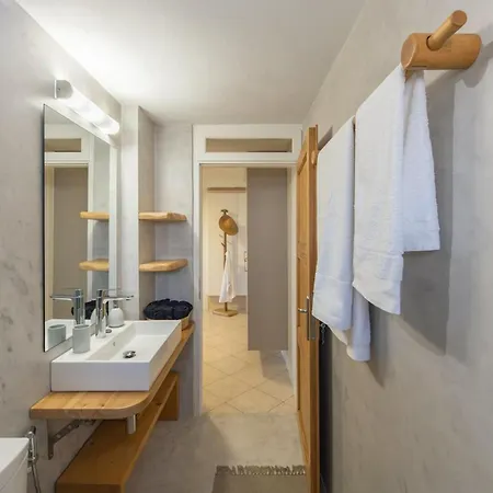 Vitamine Sea House - Island Living Paros * Parasporos