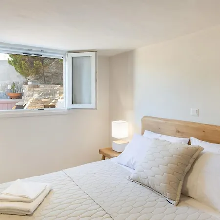 Holiday home Vitamine Sea House Parasporos